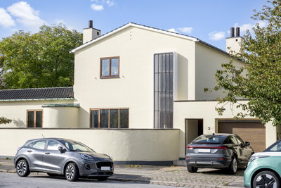 gennemrenoveret og indflytningsklar lejlighed på 112 m² med en særdeles attraktiv beliggenhed - Tingskiftevej, Hellerup - 1