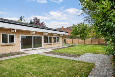 Lys villa i ét plan med tre værelser og grøn have - Peder Lykkes Vej, København S - 2
