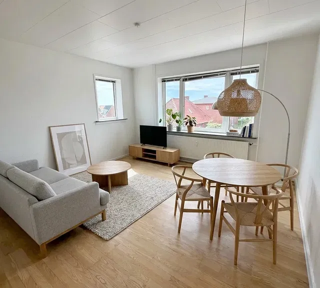 apartment Bright 2-room apartment, 55 m²