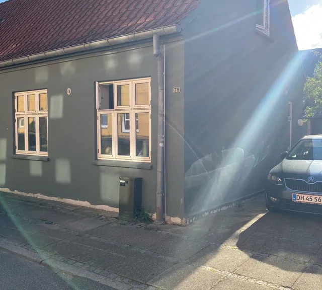 apartment Hyggelig 2-værelses stuelejlighed inden for voldene