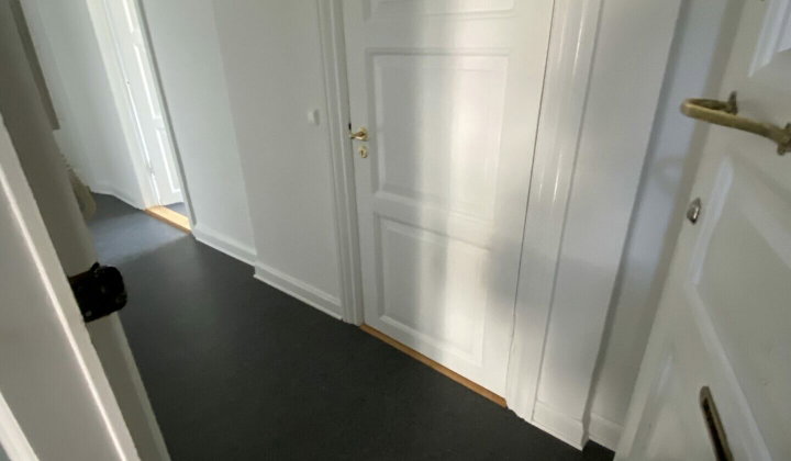 Lys 3-værelses på 89 m² med fransk altan tæt på havnefronten - Borgergade, Aalborg - 0