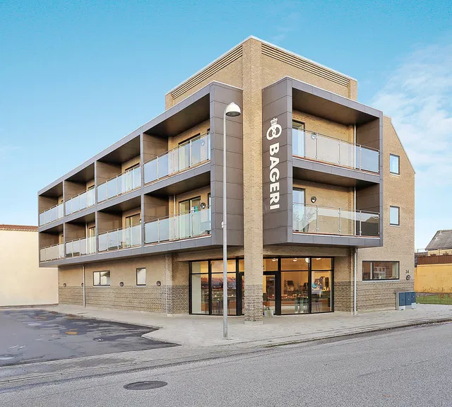 apartment Lys lejlighed i to plan centralt i Pandrup