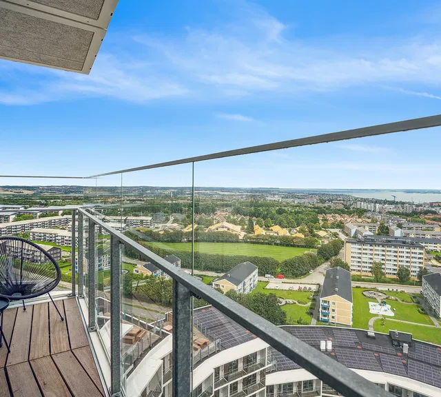 apartment Møbleret 2-værelses med altan og fællesfaciliteter