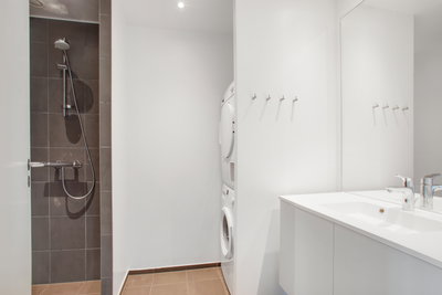 Bright 2-room apartment with spacious kitchen-living room - Hannemanns Allé, København S - 3