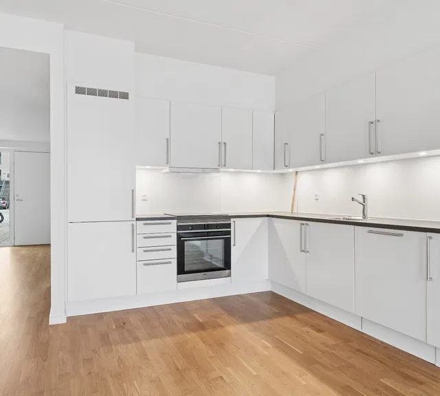 apartment Rummelig 4-værelses bolig tæt på fjorden