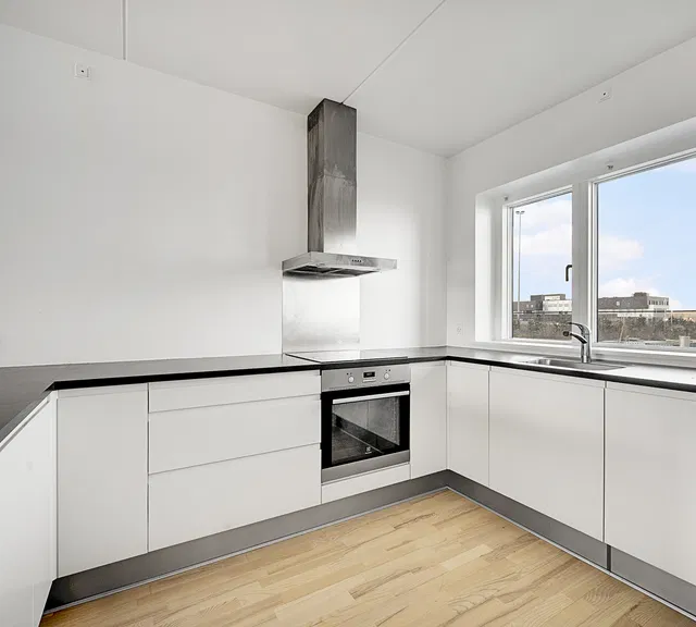 apartment Bright 2-room apartment with spacious balcony