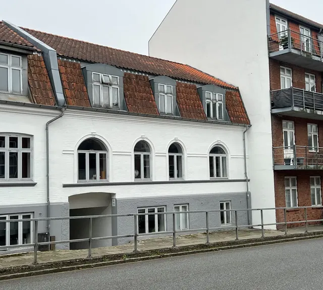 apartment 2-værelses lejlighed på 58 m² med central beliggenhed