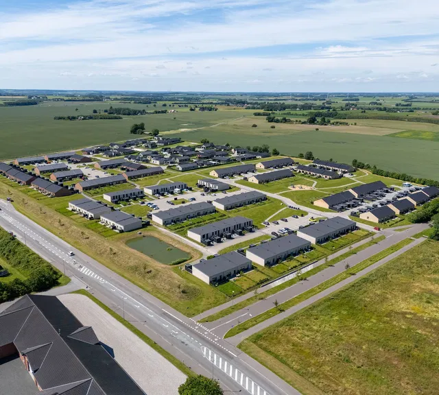 townhouse Lyst rækkehus med terrasse og have i Randers NV