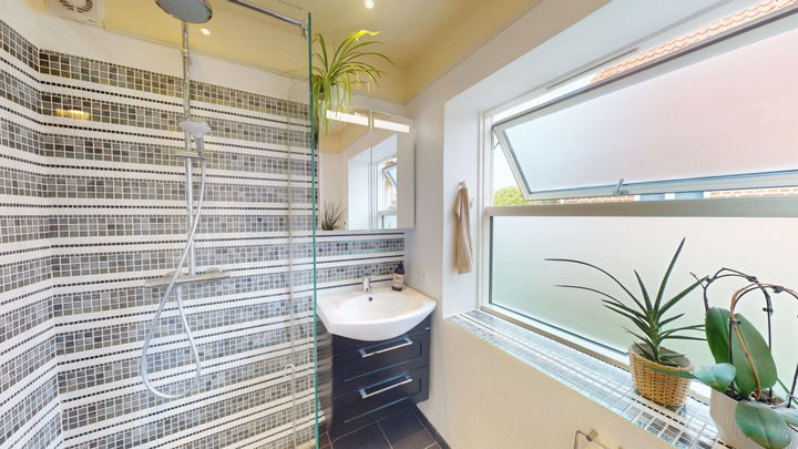 Rummelig villa med stor have i Brønshøj - Dalvangen, Brønshøj - 3