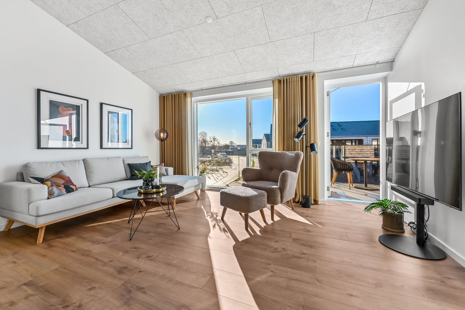 Visual presentation of the listing