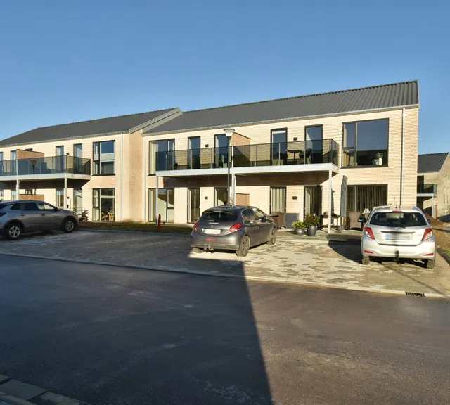 apartment Brand-new and bright apartment in Lind