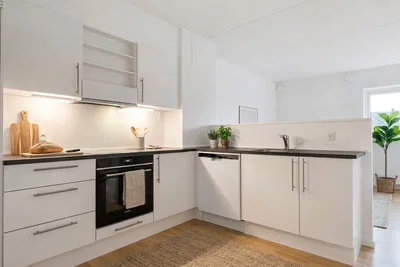 Lys 2-værelses på 68 m2 med åbent køkken, elevator og fransk altan - Banegårdspladsen, Herning - 4