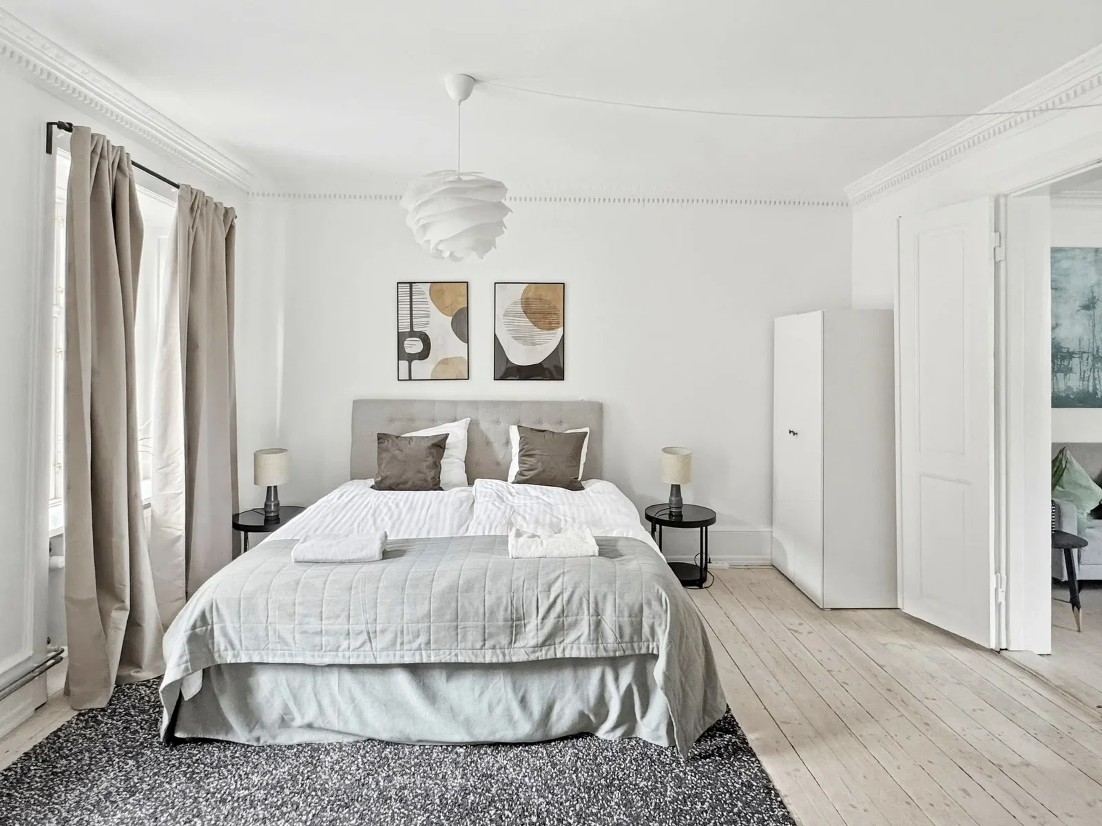 Visual presentation of the listing