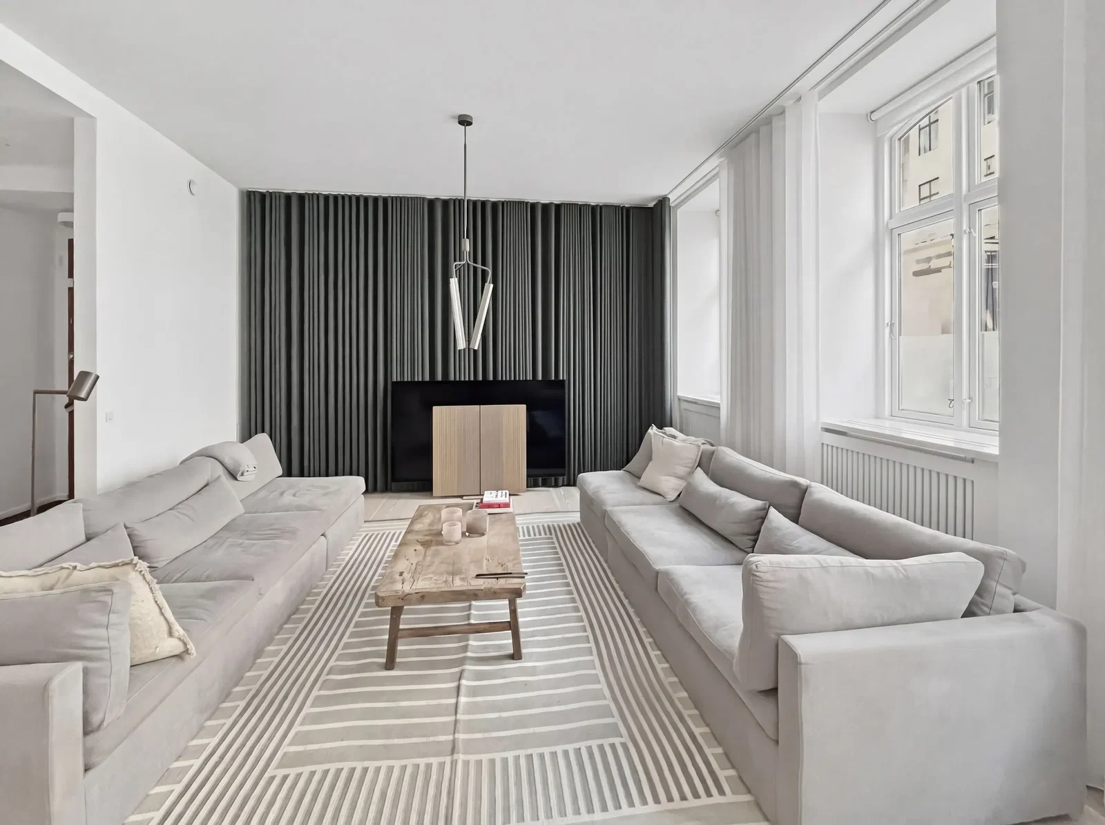 Visual presentation of the listing