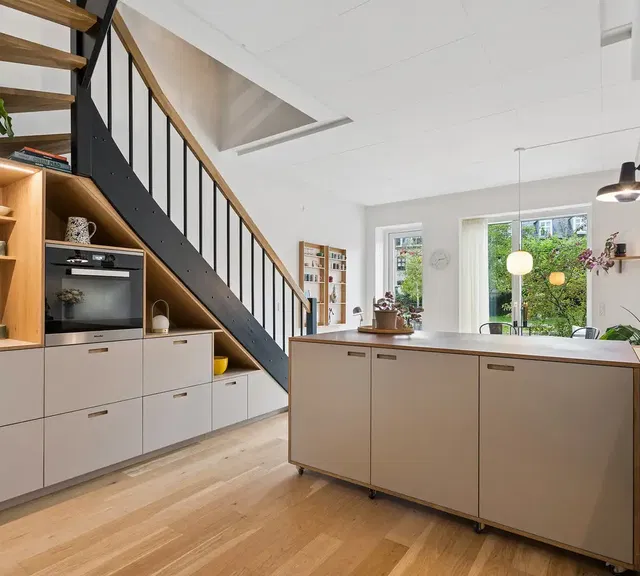 house Eksklusivt møbleret rækkehus i Carlsberg Byen med 5 værelser og terrasse