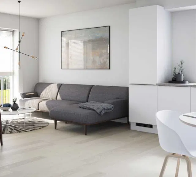 apartment Dejlig 4-vær. bolig i 2 plan. Øverst beliggende i ejendommen. Både altan og fransk altan. Hele 121 m2 og b.la. elevator og gulvvarme.