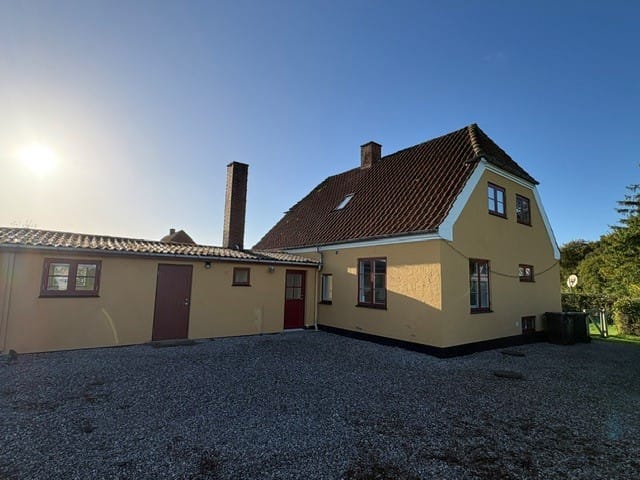 Landlig bolig med værksted, carport og have - Statenevej, Vordingborg - 0