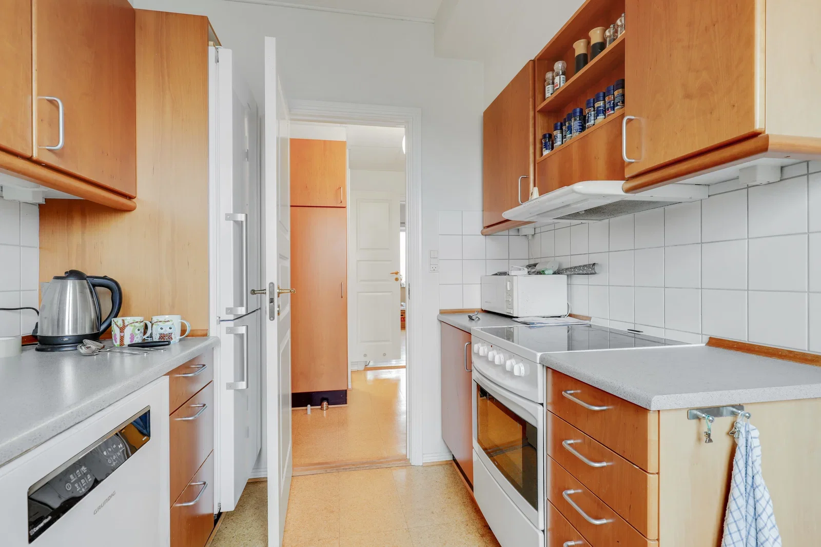Visual presentation of the listing
