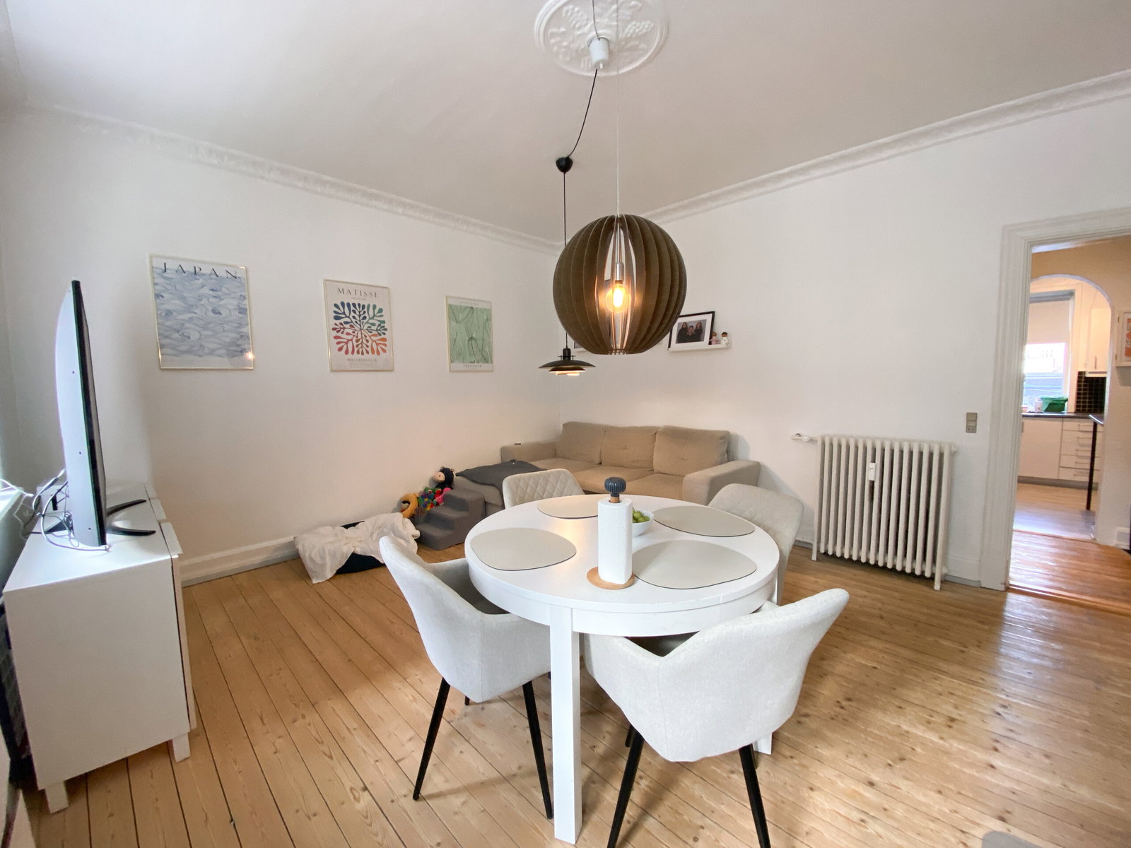 Visual presentation of the listing