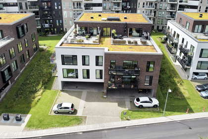 Stor 3-værelses med tagterrasse og altan – billede 1
