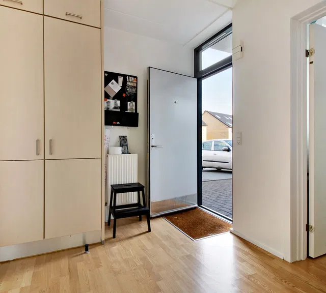 apartment Bright 3-room apartment with terrace and garden in Aarhus N