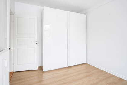 3-room apartment of 84 m² in Vestbyen – photo 12