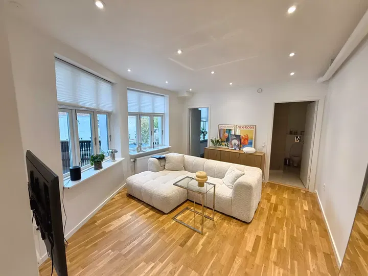 Bright, move-in-ready 2-room apartment with balcony, parking and pets allowed – 66 m² - Borchs Gård, Kolding - 0
