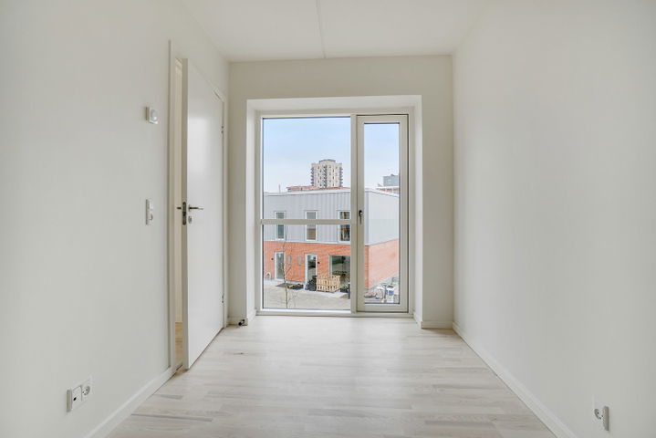Bright 2-room apartment with shared rooftop terrace - Mutzuvej, Valby - 4