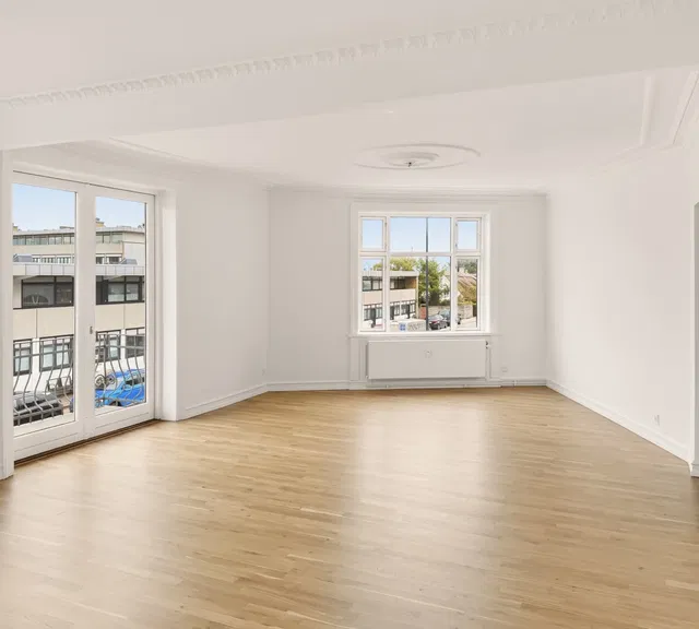 apartment Charmerende lejlighed med to altaner på Strandvejen
