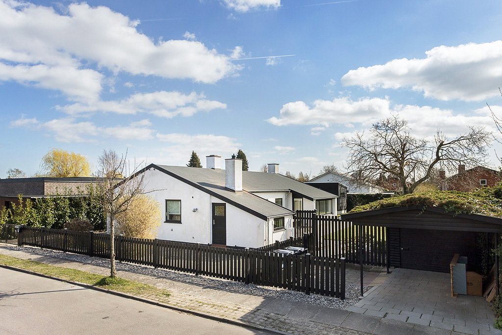 house Lys villa med privat have og anneks i Dragør