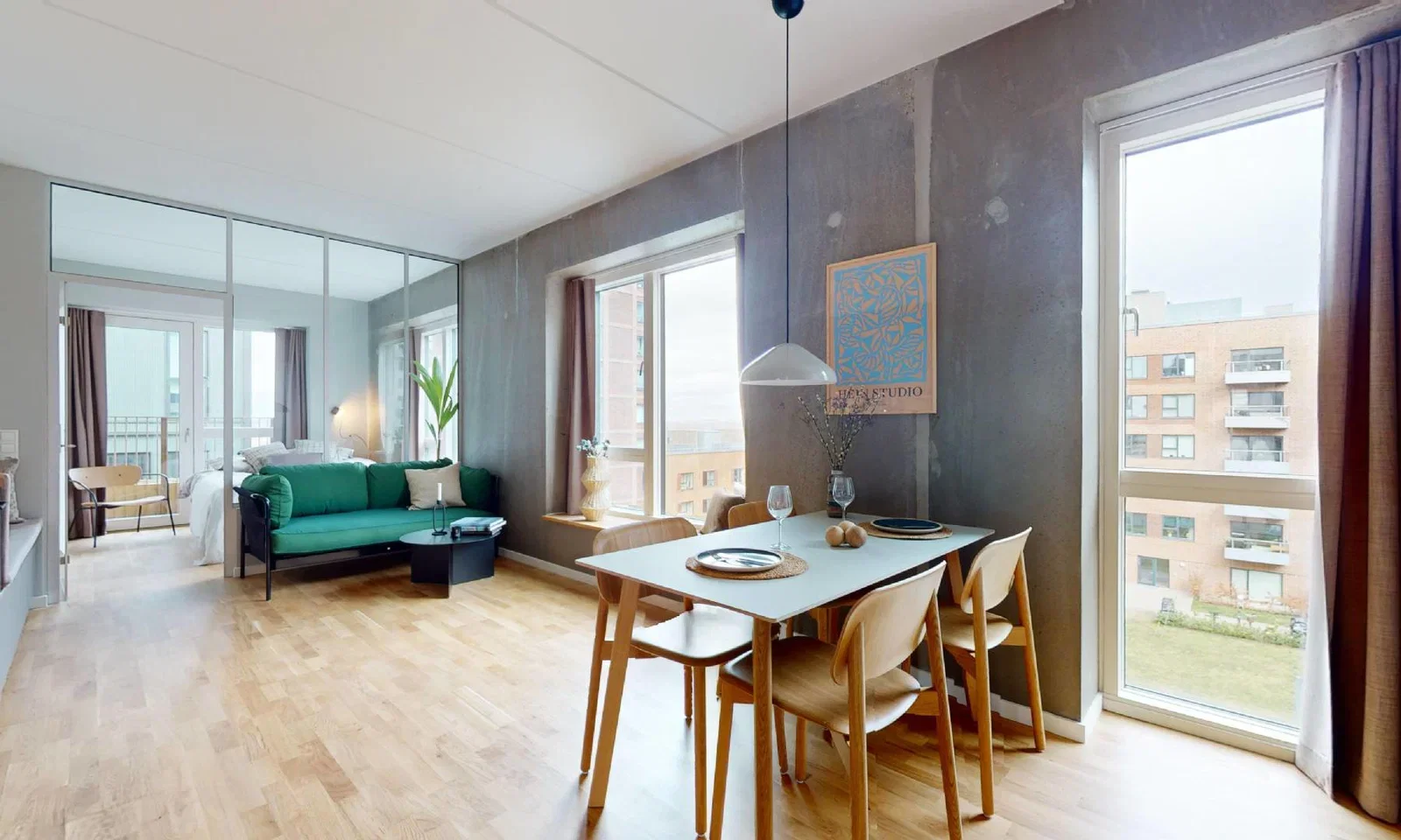 Visual presentation of the listing