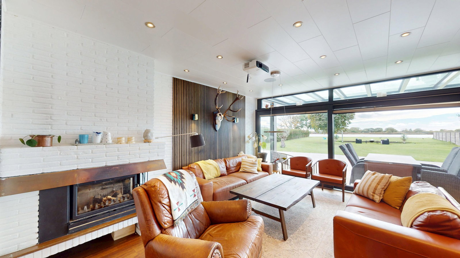 house Rummelig villa på 213 m² i Brøndby Strand