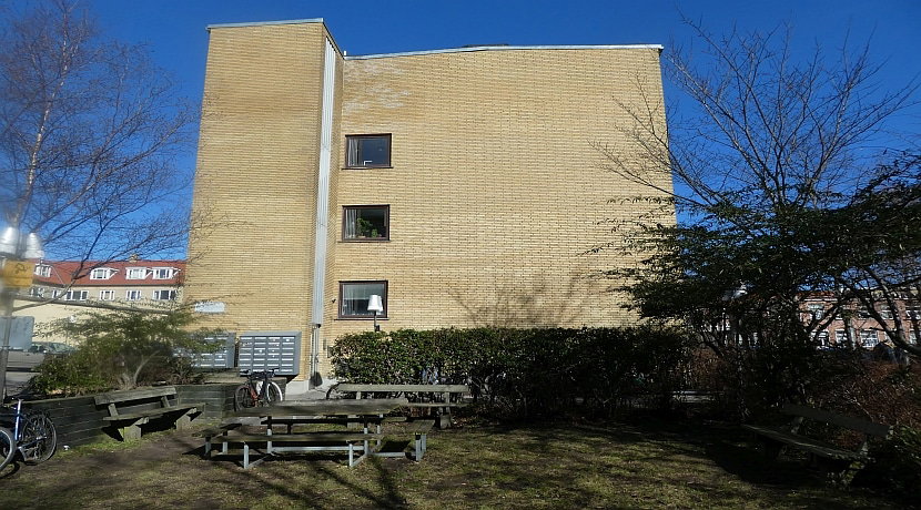 apartment Lys 2-værelses lejlighed med adgang til grønt gårdmiljø