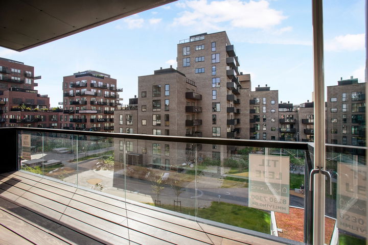 Lys og moderne 4-værelses lejlighed med stor sydvendt altan - Strandlodsvej, København S - 1