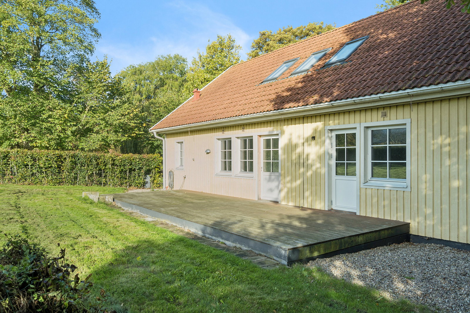 house Lys villa med god plads nær skov og strand