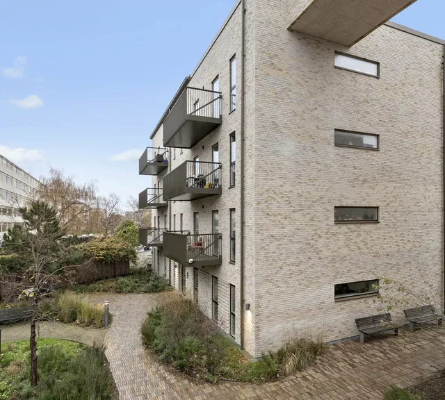apartment Lys 2-værelses lejlighed på Frederiksberg