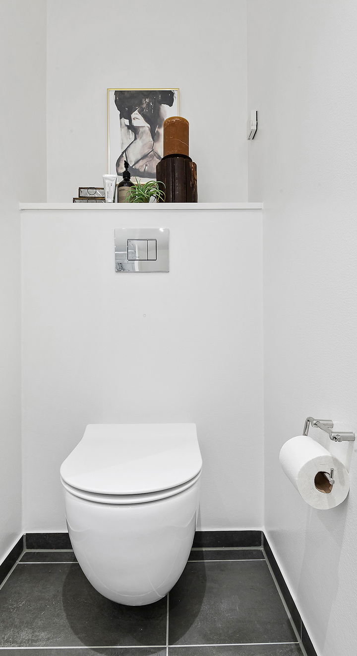 Bright 2-room apartment with large balcony - Else Alfelts Vej, København S - 4