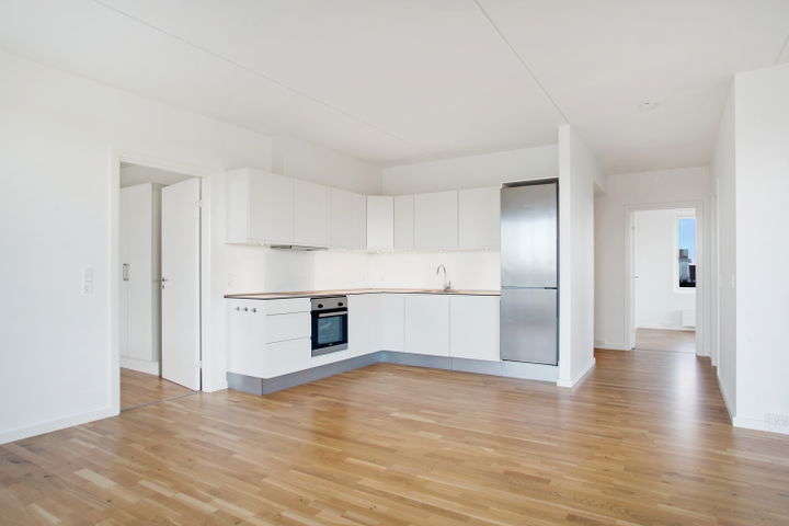 Five-room apartment with a sunny balcony - Else Alfelts Vej, København S - 3