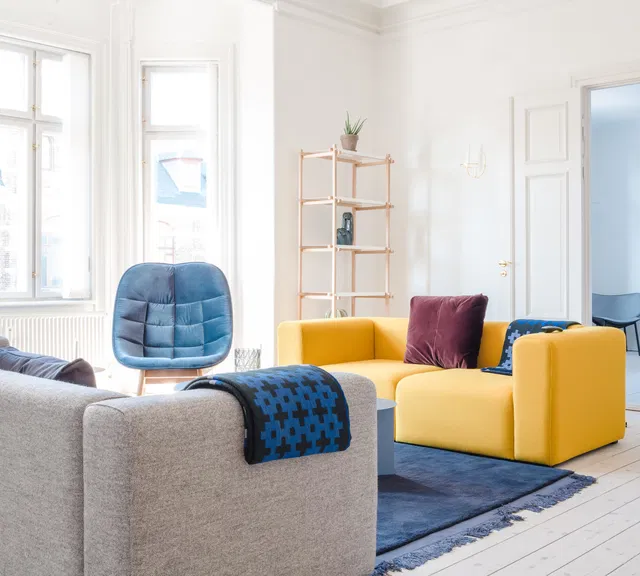 room Parværelse i stor lejlighed tæt på Rådhuspladsen