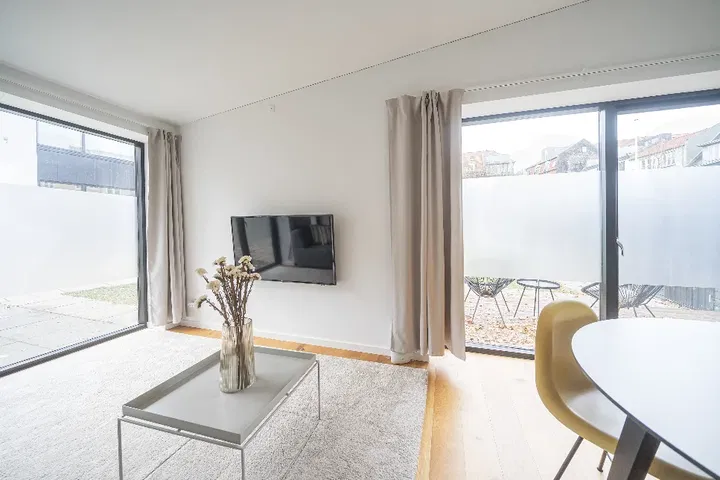 Unikt 2-værelses byhus i roligt gårdmiljø – i Øgadekvarteret, midt i Aarhus C - Ny Munkegade, Aarhus C - 1