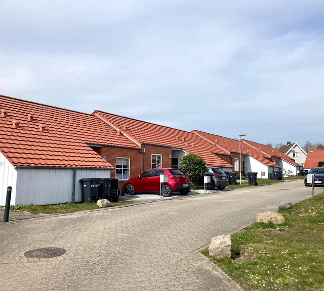 townhouse Moderniseret rækkehus på 64 m² i Søhus med terrasse