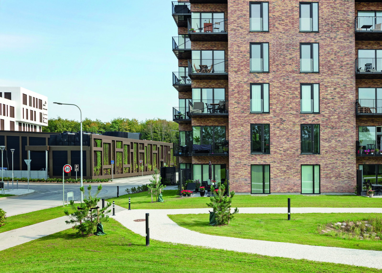 apartment Lys lejlighed med terrasse og udsigt i Odense M