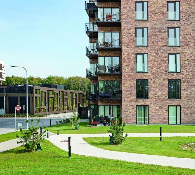 apartment Lys lejlighed med terrasse og udsigt i Odense M