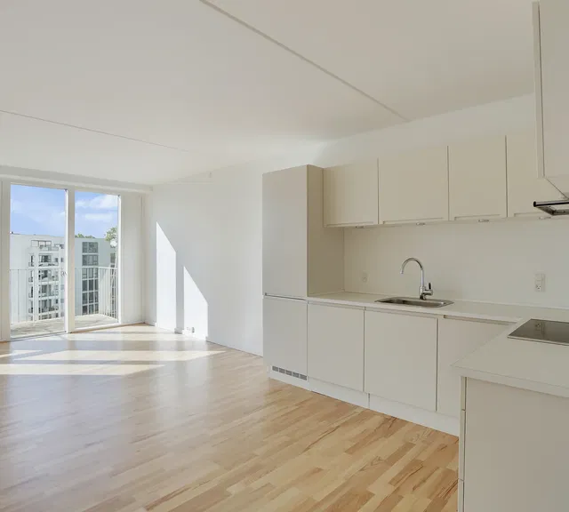 apartment Lys 2-værelses lejlighed med altan ved Vallensbæk Strand