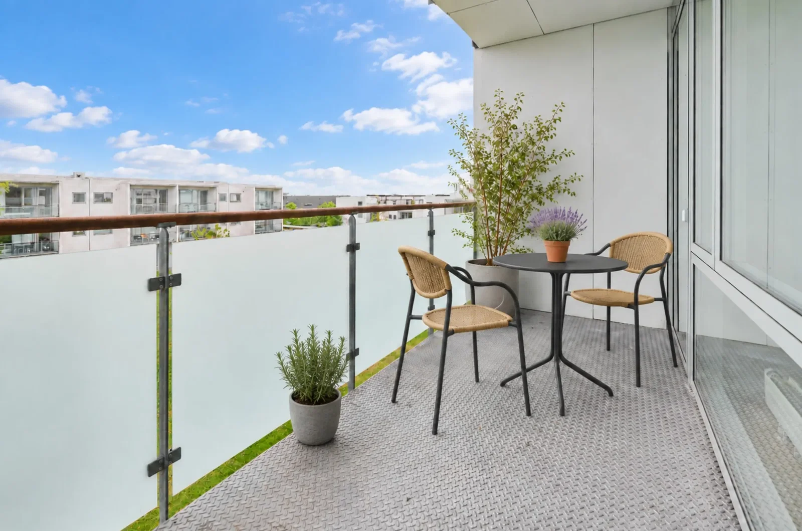 Flatshare-friendly 3-room with large balcony close to Aarhus C