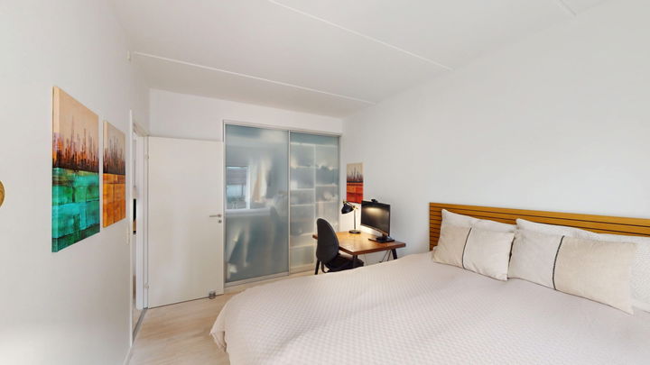 Lys og moderne 86 m² lejlighed med altan på Frederiksberg – billede 1
