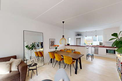 Lys og moderne 86 m² lejlighed med altan på Frederiksberg – billede 2