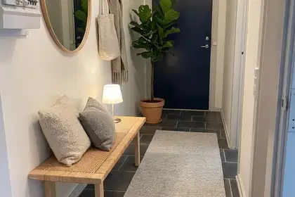 Bright 2-room apartment with balcony, parking and EV charger – close to shops, bus and sports – photo 10