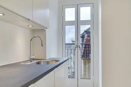 Herskabelig 5-værelses lejlighed på 138 m² i København S – billede 4