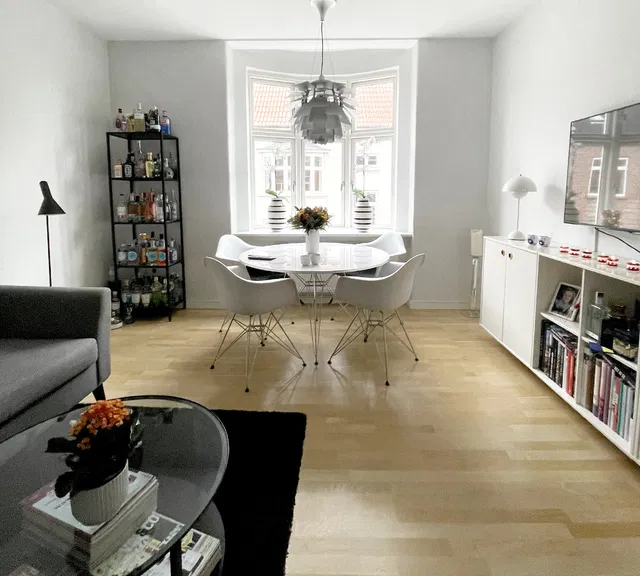 2-room apartment with balcony in the heart of Aalborg!